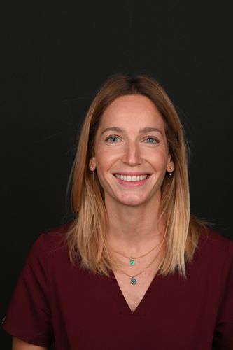 Dr Charlotte Gallois, Chirurgien-dentiste - Cabinet dentaire Grand Théâtre Bordeaux